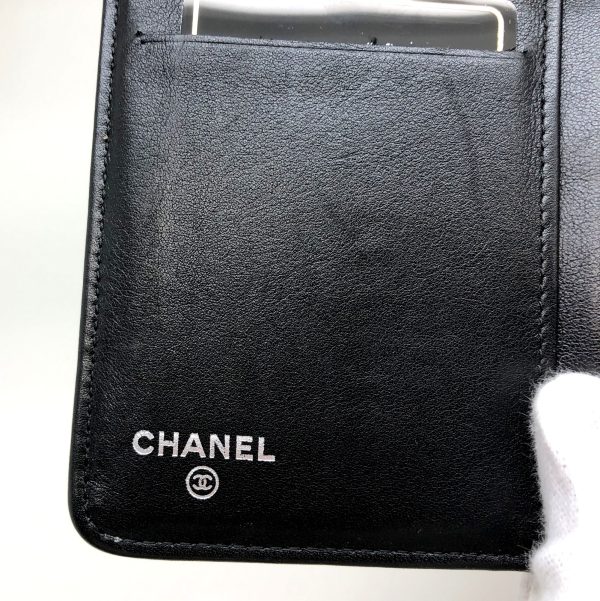 imgrc0097846505 Chanel Bifold Long Wallet Enamel Leather Black