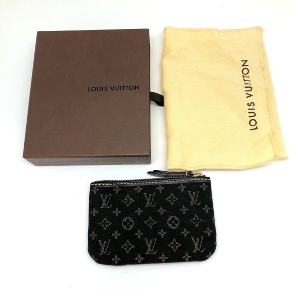 imgrc0100335539 Louis Vuitton Pochette Cle Monogram Mini Run Leather Black