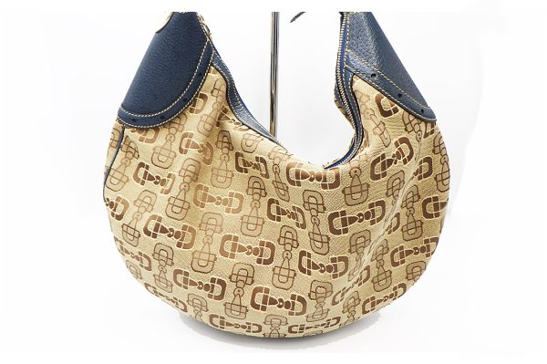 imgrc0101112588 Gucci GG Canvas Shoulder Bag Brown Navy