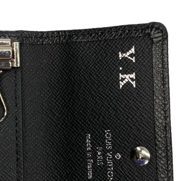 imgrc0116204747 Louis Vuitton Taiga Key Case Black