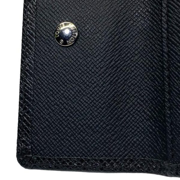 imgrc0116204748 Louis Vuitton Taiga Key Case Black