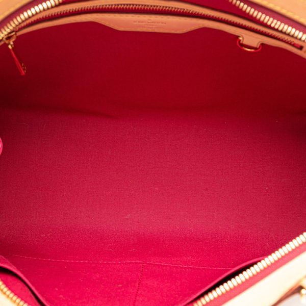 jfkn1yo7vowe11gp 5 Louis Vuitton Vernis Brea MM Shoulder Bag Rose Pink Patent Leather