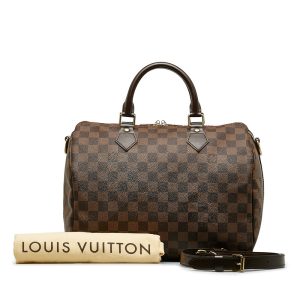 k14pzvt1dgpzgzuc 21 GUCCI GG Marmont Handbag Quilted Leather 2 Way Shoulder Bag Grey Silver