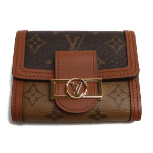 k23 763 1 764 Louis Vuitton Monogram Canvas Bisten 80