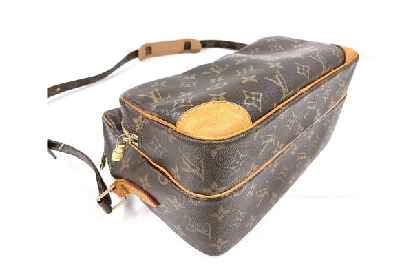 kcbad8181 3 Louis Vuitton Monogram Nile Shoulder Bag Brown