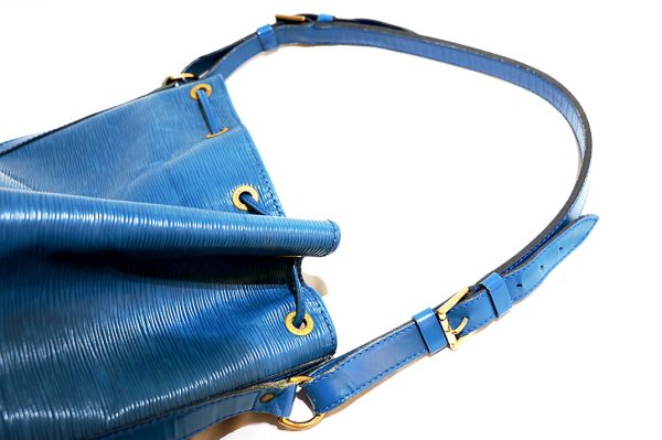 kkv289 6 Louis Vuitton Petit Noe Epi Bag Blue