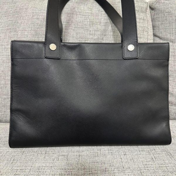 m42519057554 4 Burberry Tote Bag Black Leather Check