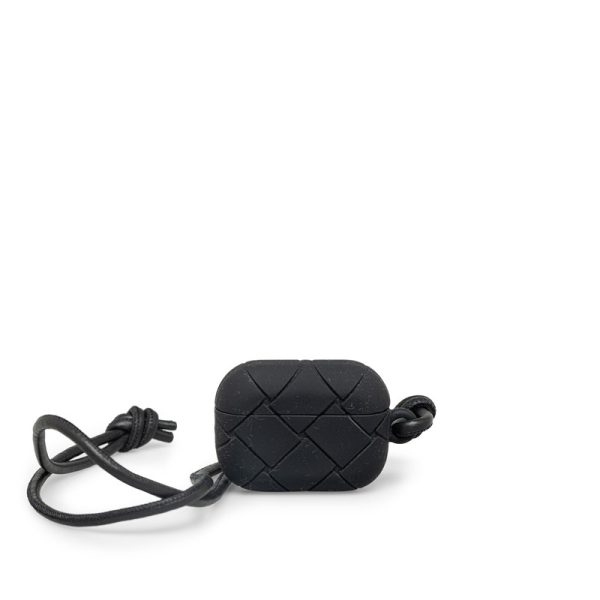 m5b0s9hwr15hol4c 1 Bottega Veneta Intrecciato AirPods Pro Case Earphone Case Black