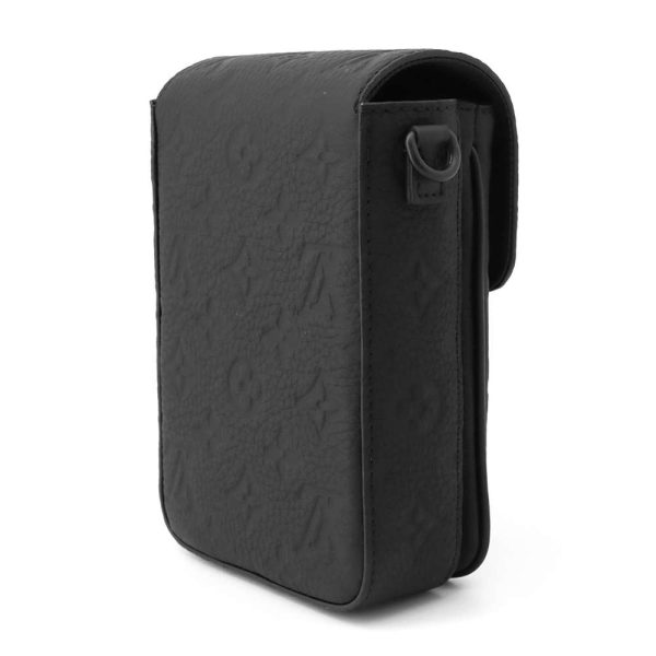 m81524 02 Louis Vuitton Monogram Taurillon Vertical Wearable Wallet Black