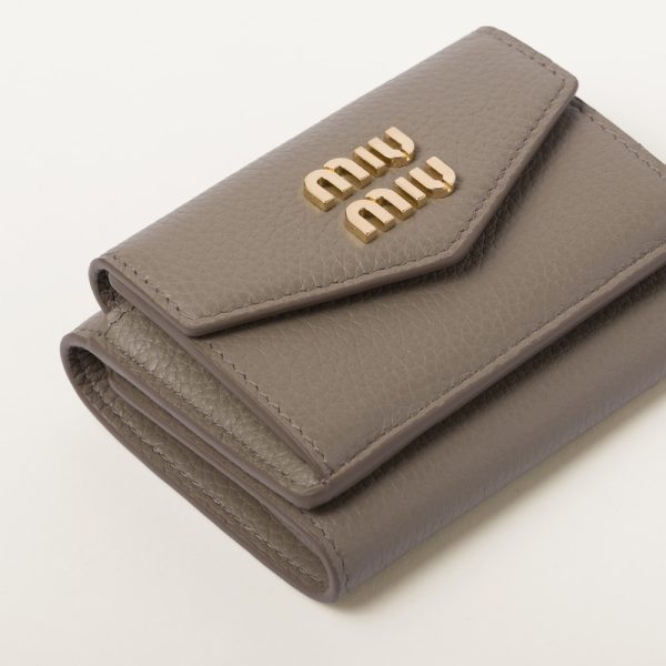 miu 0395 4 MIU MIU Vitello Dyno Leather Wallet Gray