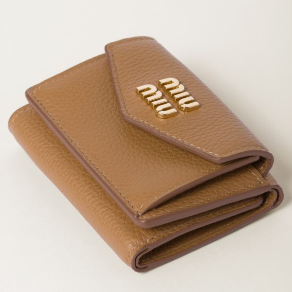 miu 0396 4 MIU MIU Vitello Dyno Leather Wallet Camel