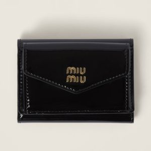 miu 0421 1 Chanel Wild Stitch Coco Mark