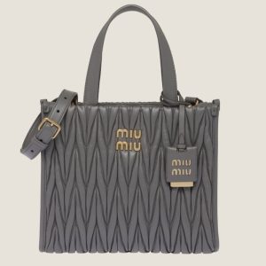 miu 0555 1 Gucci GG Supreme Monogram Medium Ophidia Shopping Tote