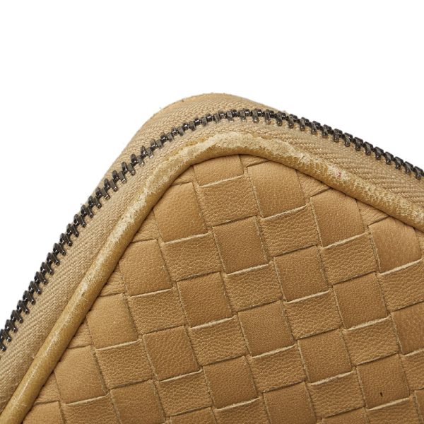 qjzjiluidzcxkks3 11 Bottega Veneta Studded Intrecciato Round Zipper Long Wallet Beige