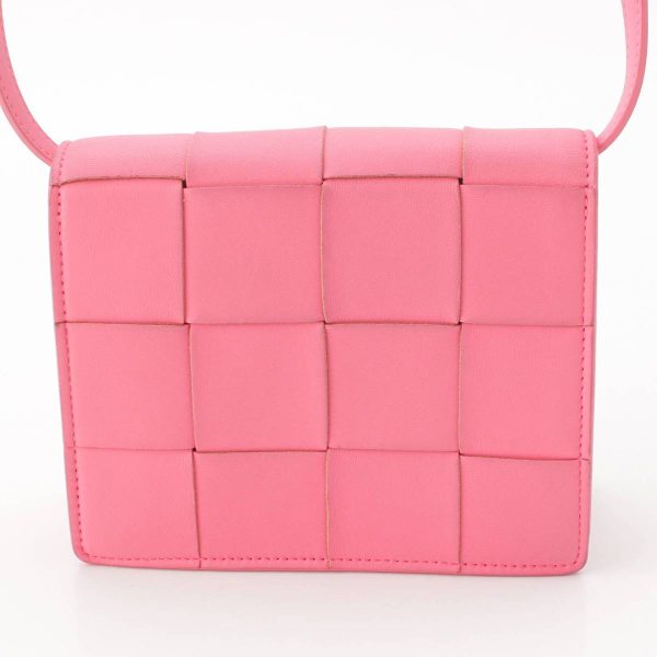 re bot sh w 00107 3 Bottega Veneta Maxi Intrecciato Cassette Mini Shoulder Bag Pink