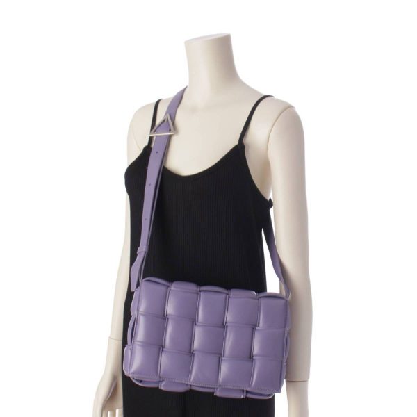 re bot sh w 00109 9 Bottega Veneta Cassette Padette Lambskin Maxi Intrecciato Shoulder Bag Purple