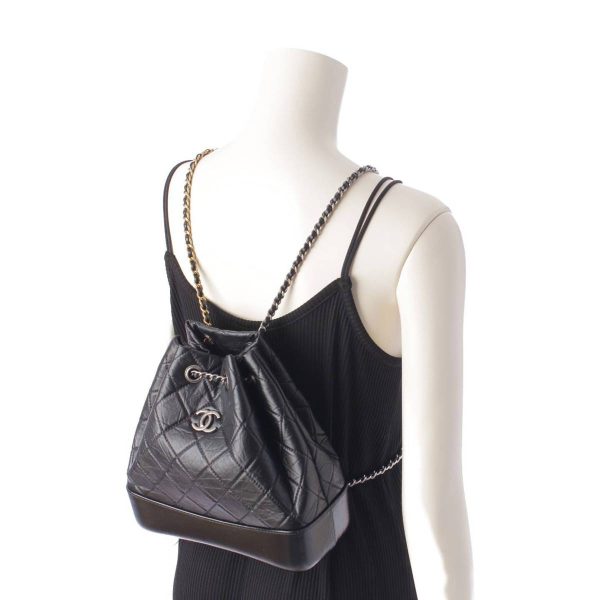 re cha ba w 00017 9 Chanel Gabriel Vintage Calf Chain Rucksack Backpack A94485 Black