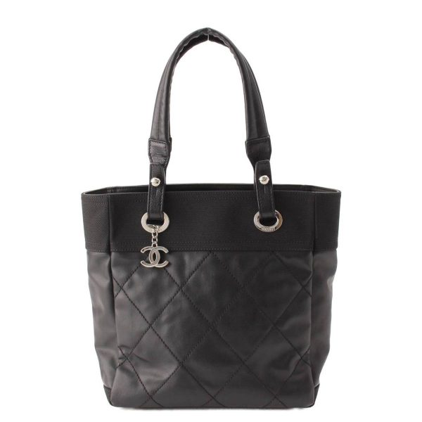 re cha to w 00121 Chanel Paris Biarritz PM canvas tote bag Black