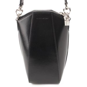 re giv sh w 00064 Celine Black Shiny Calfskin Triomphe Shoulder Bag