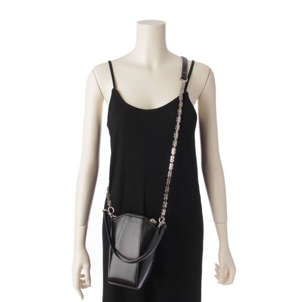 re giv sh w 00064 9 GIVENCHY Mini Antigona Vertical Shoulder Bag Black