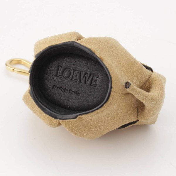 re loe co w 00022 5 Loewe Elephant Suede Bag Charm Elephant Animal Coin Case Beige