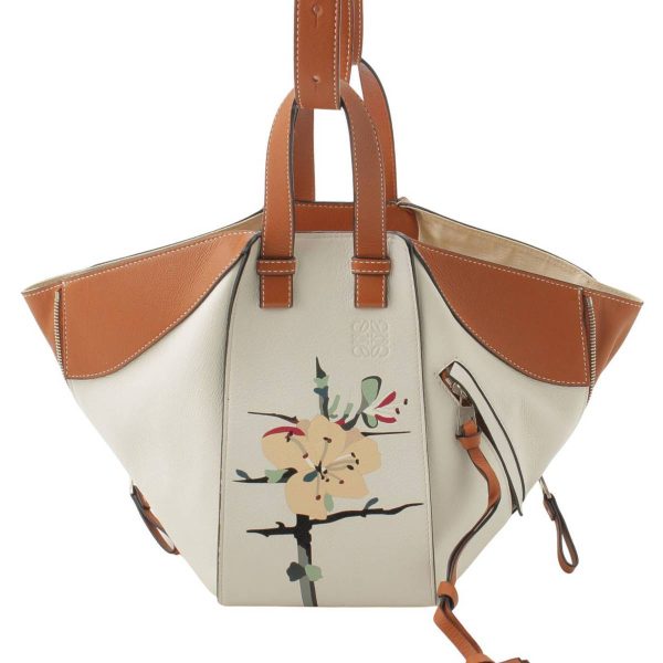 re loe sh w 00226 Loewe Hammock Small Botanical Shoulder Bag White