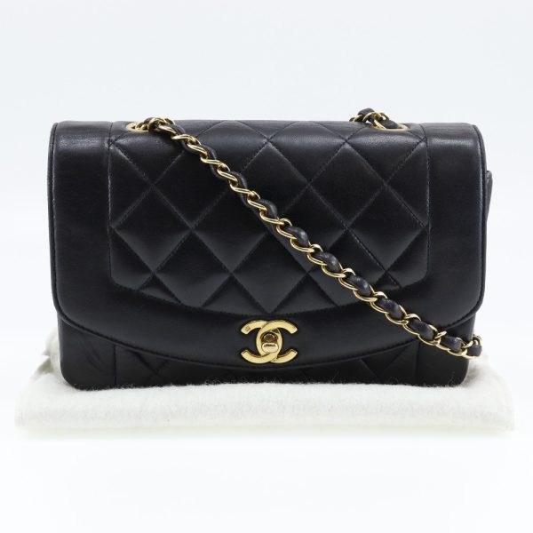 s200423556 18 CHANEL Diana Flap 22 Crossbody Shoulder Bag Chain Shoulder Matelasse A01164 Lambskin Black