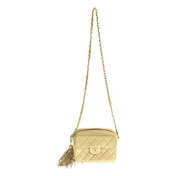 w6gm2vxx0s4r 1 Chanel Vintage Matelasse Shoulder Bag Beige