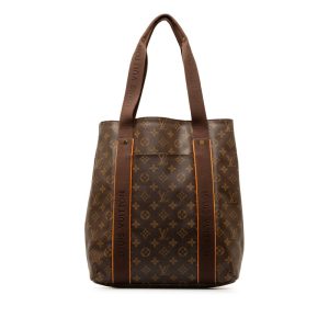 yoys09cifsjj948k 1 Louis Vuitton Carry It Monogram