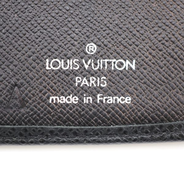 z0002539 15 LOUIS VUITTON M32572 Portefeuille Brazza Taiga Long Wallet