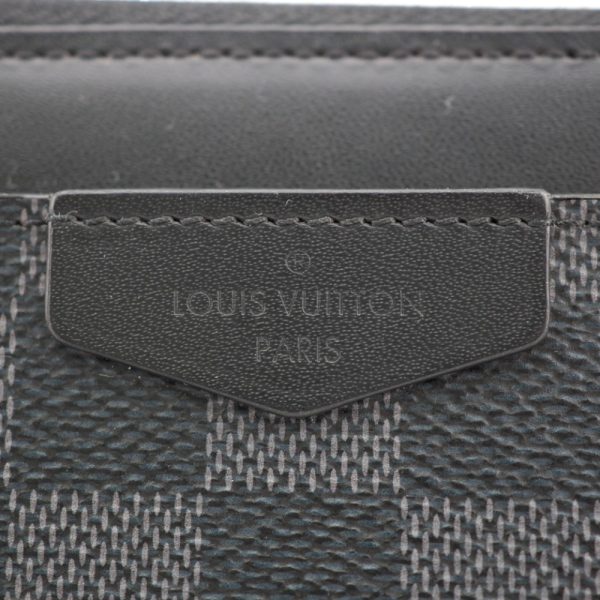 z0002621 8 LOUIS VUITTON N60379 Zippy Dragonne Damier long wallet black