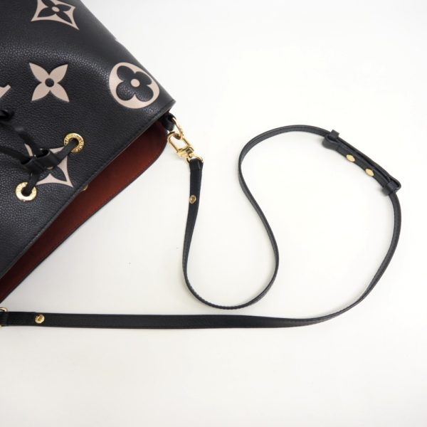 z0002660 8 LOUIS VUITTON Neo Noe MM Empreinte Shoulder Bag Black