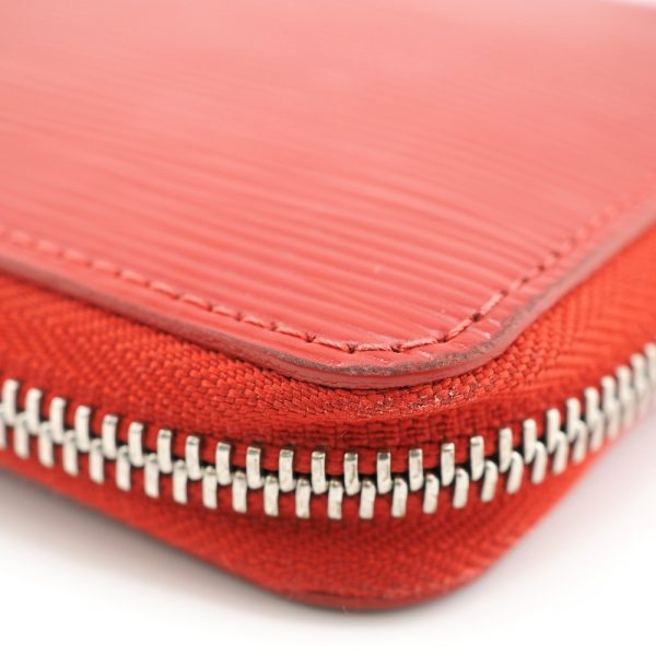 z0002809 7 LOUIS VUITTON Epi long wallet red