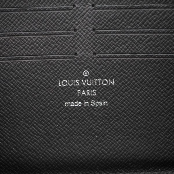 z0003791 11 LOUIS VUITTON M69407 Dragonne Monogram Macassar Wallet Brown