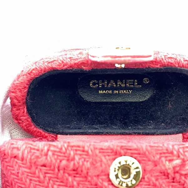 z0005178 11 CHANEL Tweed Earphone Case AirPods CocoMark Pink