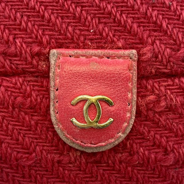 z0005178 8 CHANEL Tweed Earphone Case AirPods CocoMark Pink