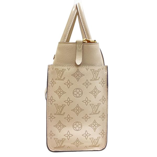 z0005190 3 LOUIS VUITTON M55802 On My Side Mahina Handbag Beige