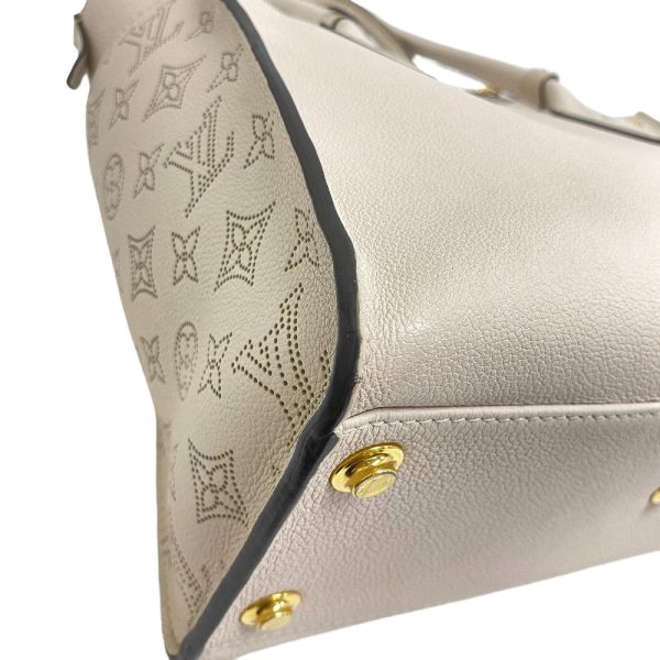 z0005190 6 LOUIS VUITTON M55802 On My Side Mahina Handbag Beige