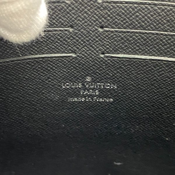 z0005396 9 LOUIS VUITTON M61692 Pochette Voyage MM Eclipse Bag Black