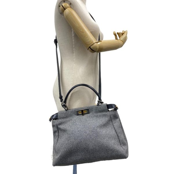 z0005398 12 FENDI 8BN226 Peekaboo Regular Shoulder Bag Gray