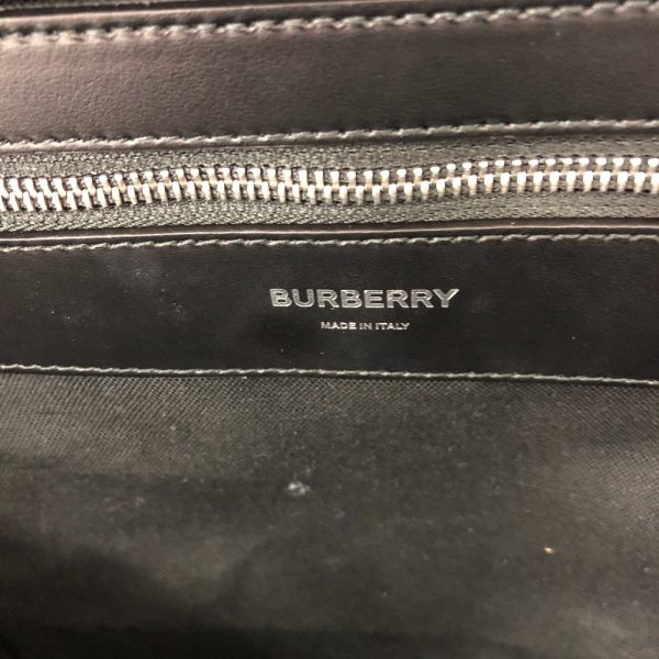 z0006334 16 BURBERRY Black BackpackDaypack