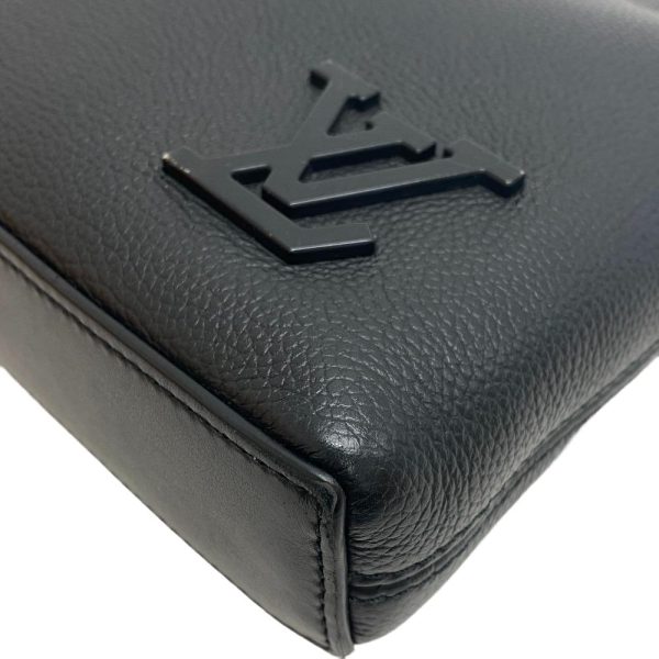 z0006449 3 LOUIS VUITTON Aerogram Pochette Clutch Bag Black