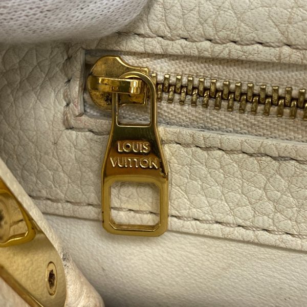 z0006711 13 LOUIS VUITTON Capucines BB Handbag White