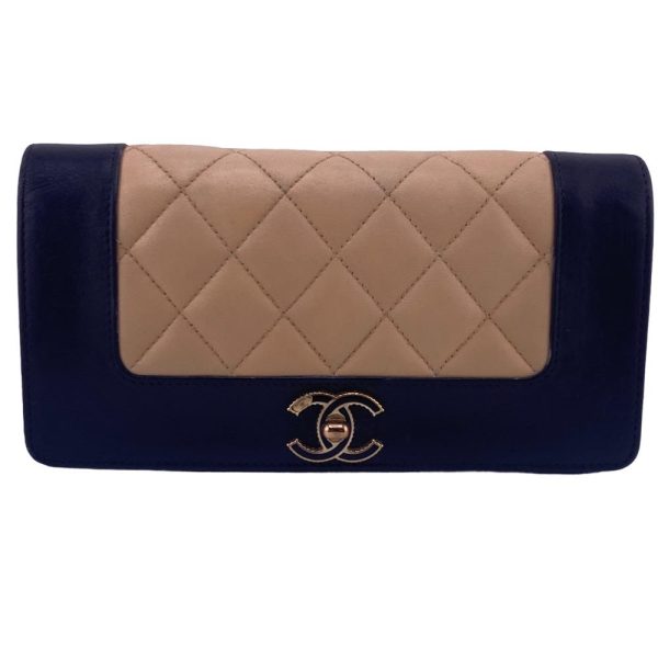 z0006717 1 CHANEL Mademoiselle Cocomark Matelasse Bicolor Wallet Black