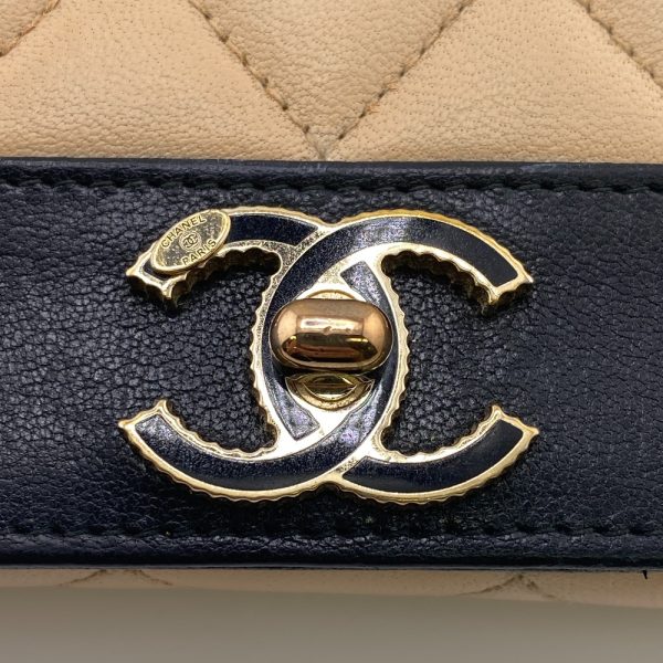 z0006717 7 CHANEL Mademoiselle Cocomark Matelasse Bicolor Wallet Black