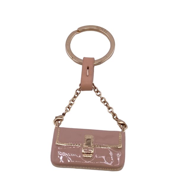 z0006776 2 FENDI Nano Baguette Charm Gold