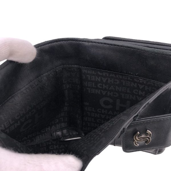 z0006810 10 CHANEL Icon Line Coco Mark Bifold Wallet Black