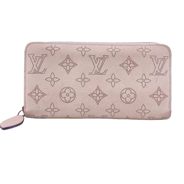 z0006848 1 LOUIS VUITTON Zippy Wallet Mahina Long Wallet White