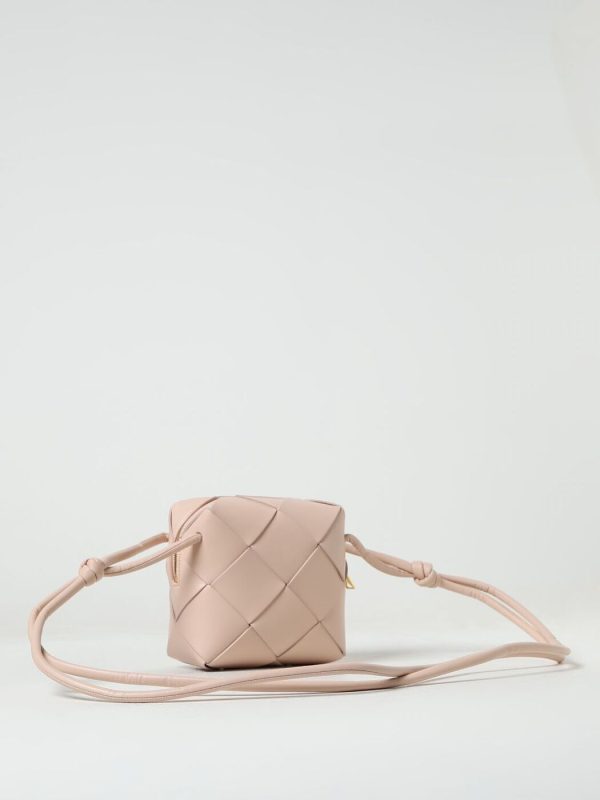 027bdd03f5f7503 gi 2 Bottega Veneta Spring Summer Bag Pink