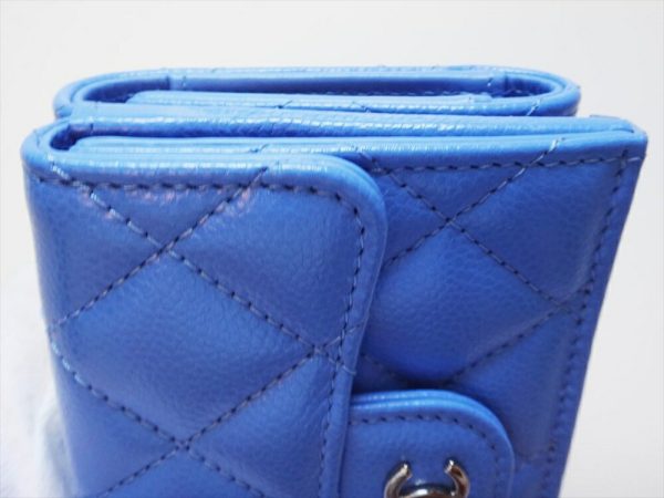 100001153 005 CHANEL Caviar Matelasse Coin Mini CocoMark Wallet Blue